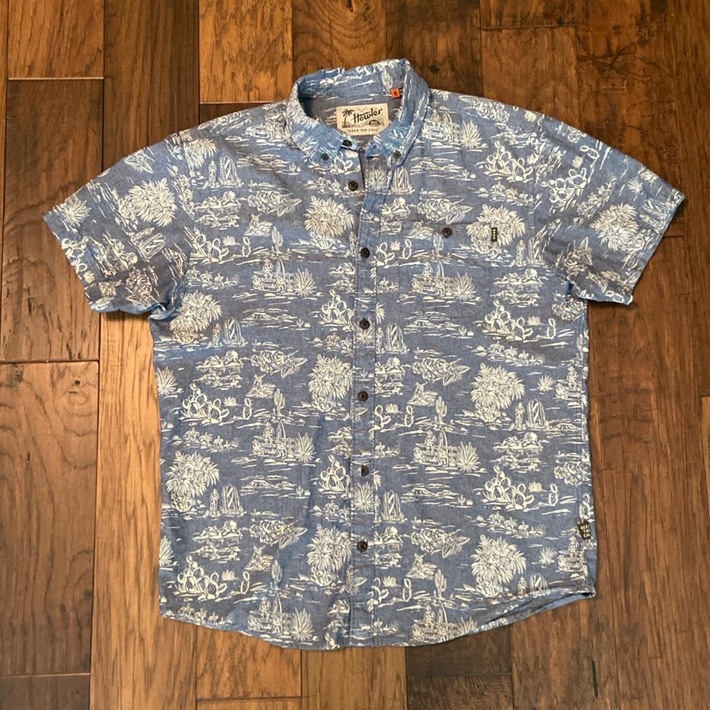 Howler Bros | Short sleeve Button down | medium | 100% cotton